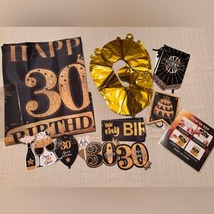 30th Bday / Roarin 20’s Gold and Black Party Decoration Set